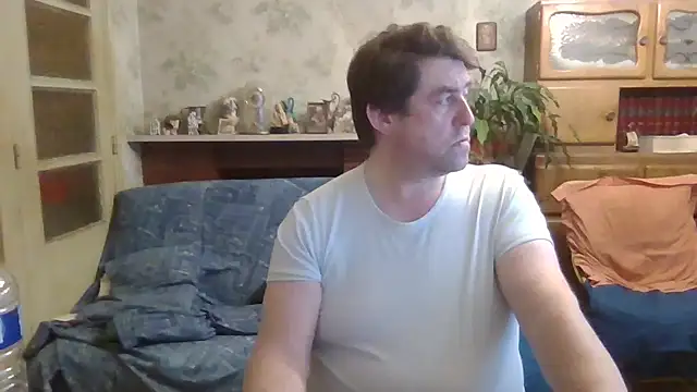 Snapshot of sympatrique chatting on 12-12-24, 11:14 sympatrique online show from 12-12-24, 11:14