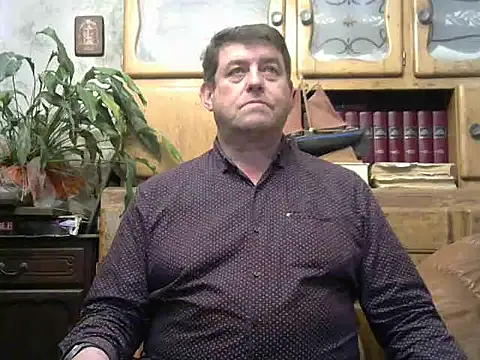 Snapshot of sympatrique chatting on 01-17-25, 05:08 sympatrique online show from 01-17-25, 05:08