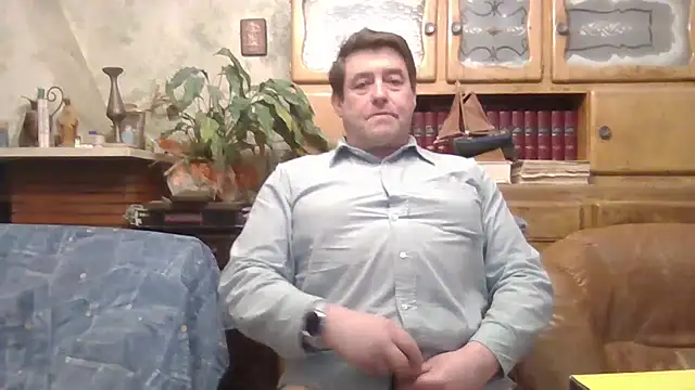 Snapshot of sympatrique chatting on 02-19-25, 05:49 sympatrique online show from 02-19-25, 05:49