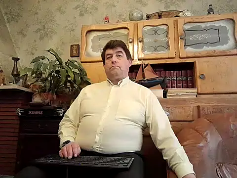 Snapshot of sympatrique chatting on 03-21-25, 11:55 sympatrique online show from 03-21-25, 11:55