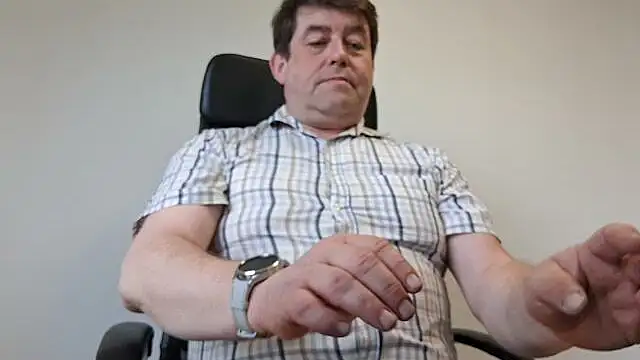 Snapshot of sympatrique chatting on 09-17-25, 12:40 sympatrique online show from 09-17-25, 12:40