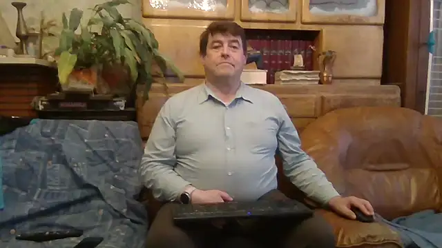 Snapshot of sympatrique chatting on 09-22-25, 10:39 sympatrique online show from 09-22-25, 10:39