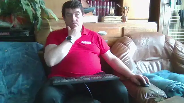 Snapshot of sympatrique chatting on 10-12-25, 03:55 sympatrique online show from 10-12-25, 03:55