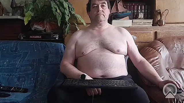 Snapshot of sympatrique chatting on 11-01-25, 10:50 sympatrique online show from 11-01-25, 10:50