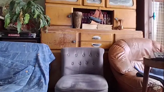 Snapshot of sympatrique chatting on 07-22-26, 10:40 sympatrique online show from 07-22-26, 10:40