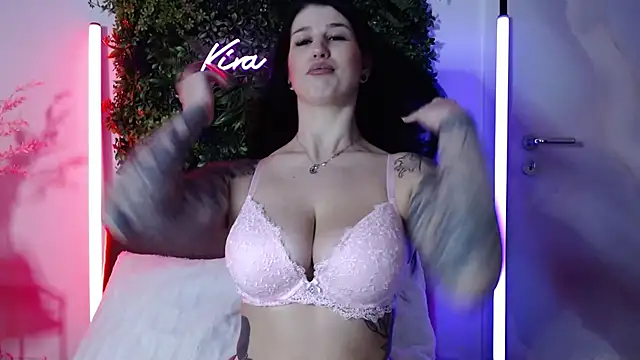 KiraKane1 online show from 01-17-25, 12:10