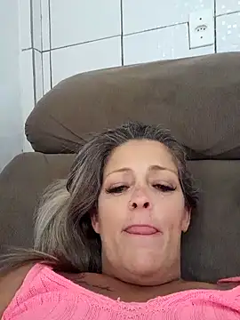 Snapshot of marcialoira chatting on 01-14-25, 03:47 marcialoira online show from 01-14-25, 03:47