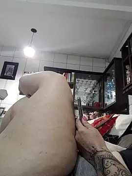 marcialoira online show from 10-31-25, 11:39