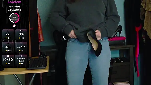 TreeJeanne online show from 10-27-25, 12:42