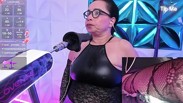 annie wigg online show from 02-17-25, 09:03