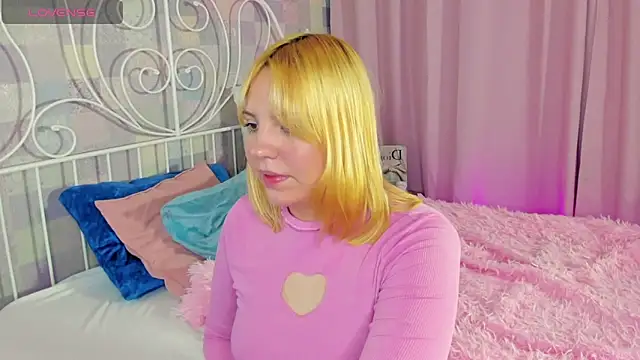 Stacy Luv online show from 11-21-25, 09:08