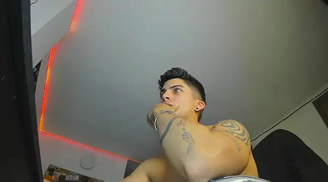 charlie hotxxx online show from 03-23-25, 01:42