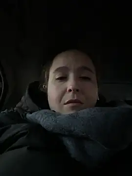 sylviahhh online show from 04-08-26, 10:26