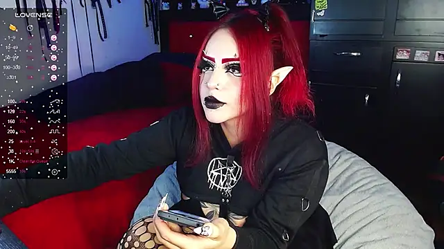 Snapshot of jannaink_ chatting on 12-28-24, 11:26 jannaink  online show from 12-28-24, 11:26