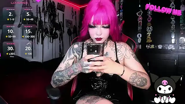 Snapshot of jannaink_ chatting on 09-24-25, 12:03 jannaink  online show from 09-24-25, 12:03