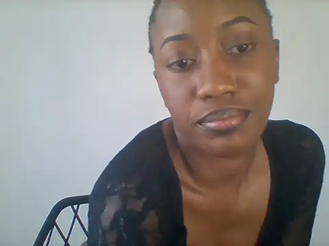 Queeen model online show from 07-30-26, 11:20
