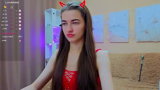 AstoriyaNight online show from 10-31-25, 04:13