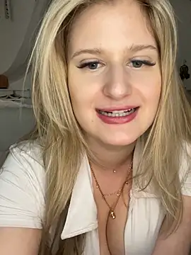 Snapshot of Busty-Ellie chatting on 02-23-25, 01:21 Busty-Ellie online show from 02-23-25, 01:21