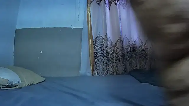 BustyThickyAss online show from 04-28-26, 06:51