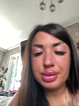 RuslanaXX online show from 07-18-26, 05:22