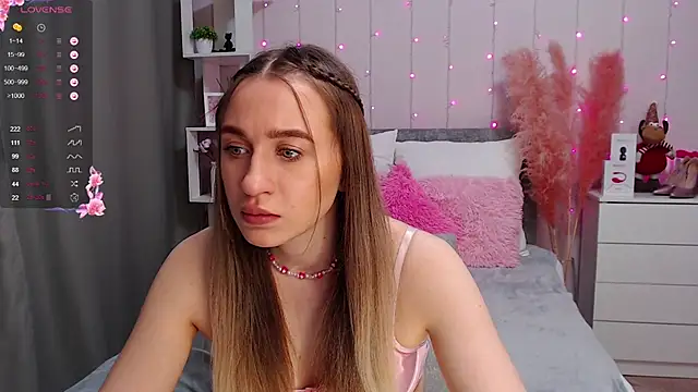 Snapshot of PornoGirlX chatting on 02-05-25, 07:10 PornoGirlX online show from 02-05-25, 07:10