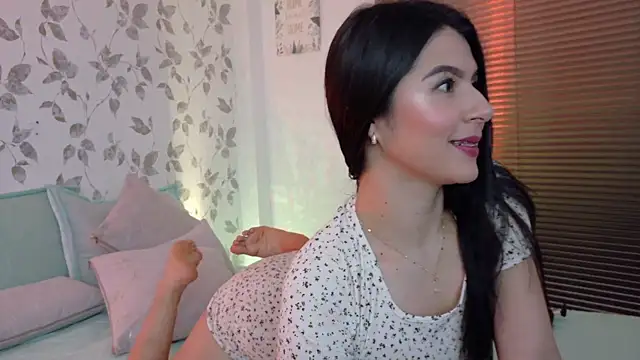 Nathaly-Lopez online show from 06-12-26, 03:22