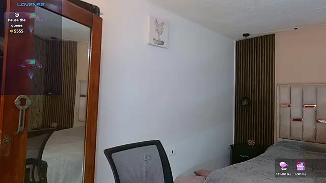 Noah Smith04 online show from 01-16-26, 04:55