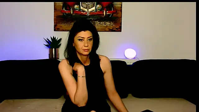 Snapshot of Taissa4U chatting on 05-13-26, 06:49 Taissa4U online show from 05-13-26, 06:49