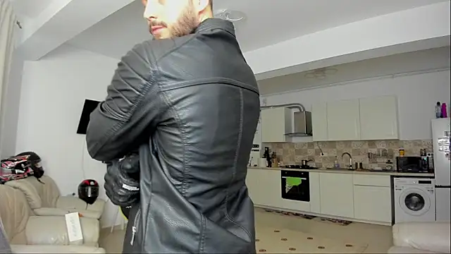 Snapshot of ZackFraser chatting on 02-02-25, 11:19 ZackFraser online show from 02-02-25, 11:19