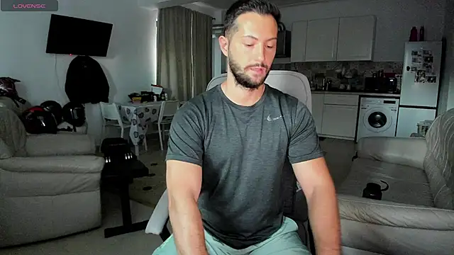 Snapshot of ZackFraser chatting on 09-16-25, 04:46 ZackFraser online show from 09-16-25, 04:46