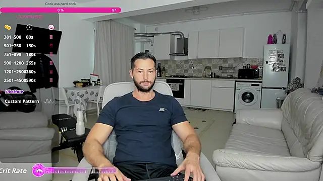 Snapshot of ZackFraser chatting on 09-17-25, 07:43 ZackFraser online show from 09-17-25, 07:43