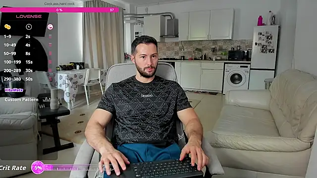 Snapshot of ZackFraser chatting on 10-12-25, 10:58 ZackFraser online show from 10-12-25, 10:58