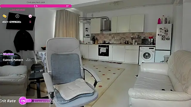 Snapshot of ZackFraser chatting on 10-19-25, 07:31 ZackFraser online show from 10-19-25, 07:31