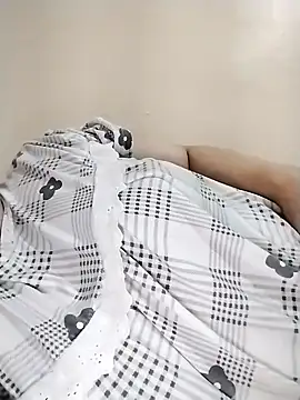 Snapshot of nayakaA7 chatting on 09-21-25, 11:34 nayakaA7 online show from 09-21-25, 11:34