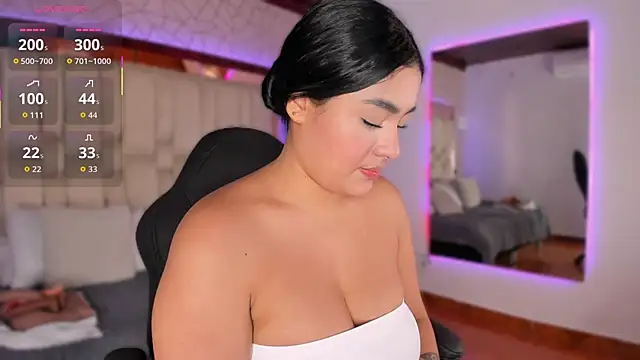 Kleverly Manson1 online show from 10-14-25, 08:09