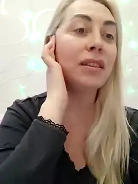 Snapshot of HotJanet chatting on 01-17-25, 04:36 HotJanet online show from 01-17-25, 04:36