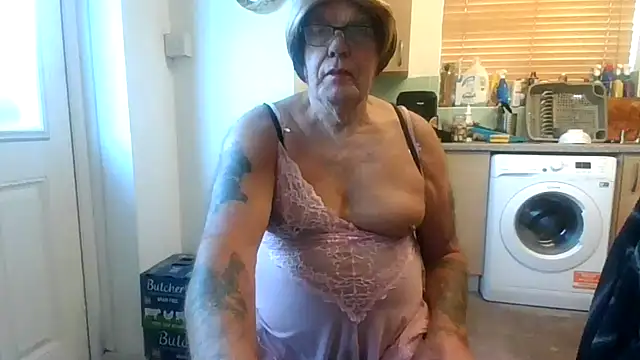 Snapshot of samanthasissieuk chatting on 11-02-25, 08:39 samanthasissieuk online show from 11-02-25, 08:39