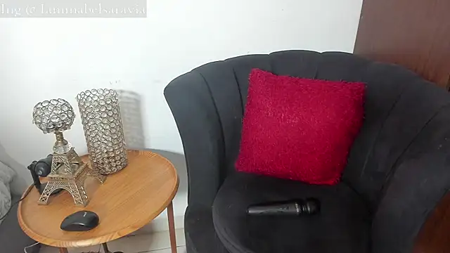 mabelsaravia online show from 11-28-25, 06:32