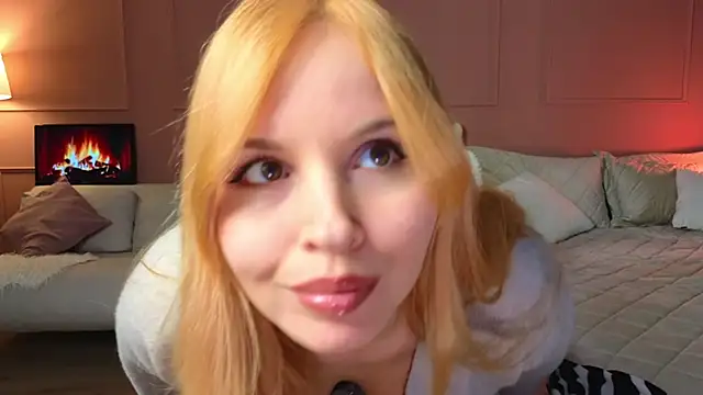 Snapshot of Lina-hill chatting on 03-03-25, 12:48 Lina-hill online show from 03-03-25, 12:48