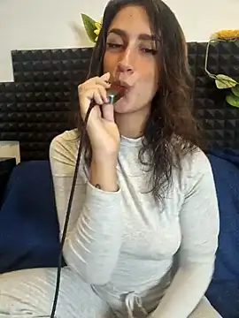 Stefania PT online show from 10-22-25, 07:41