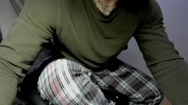 layneinchains online show from 11-25-25, 07:52