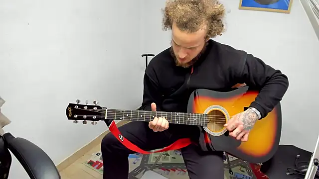 Snapshot of layneinchains chatting on 12-22-25, 09:56 layneinchains online show from 12-22-25, 09:56