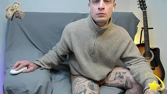 Snapshot of layneinchains chatting on 02-12-26, 12:44 layneinchains online show from 02-12-26, 12:44