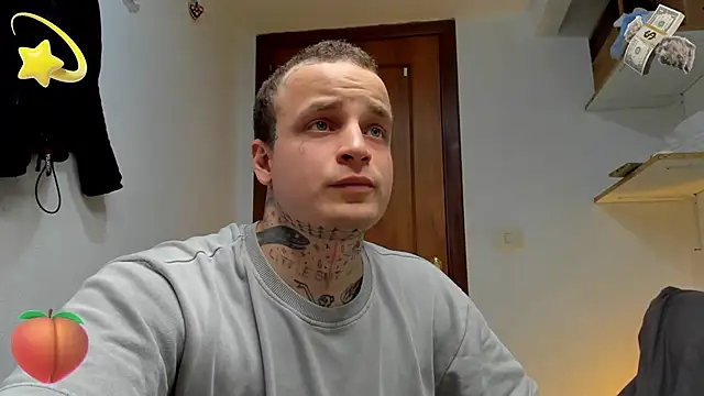 Snapshot of layneinchains chatting on 03-03-26, 08:15 layneinchains online show from 03-03-26, 08:15