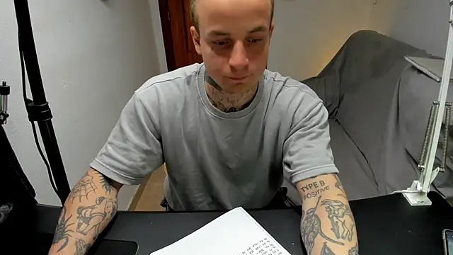 layneinchains online show from 04-25-26, 03:20