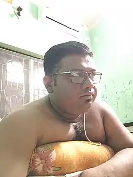 Snapshot of ssamit0808 chatting on 07-30-26, 05:50 ssamit0808 online show from 07-30-26, 05:50