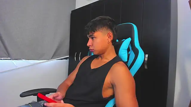 Bray Kevin online show from 11-21-25, 03:00