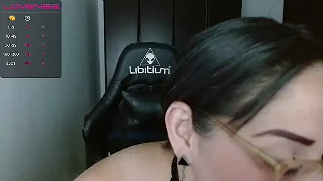 natashasmithe online show from 02-05-25, 01:11