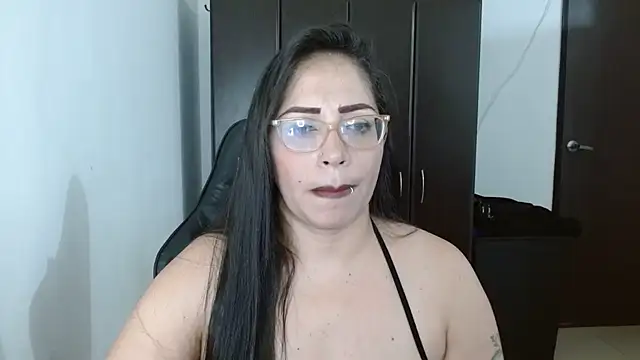 natashasmithe online show from 02-08-25, 05:18