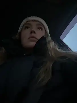 StasyWood online show from 10-27-25, 01:09